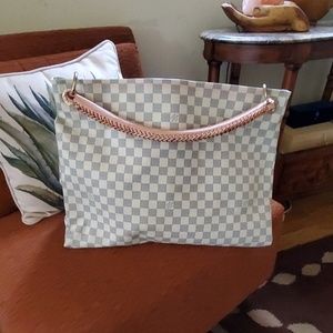 Inspired fashion tote